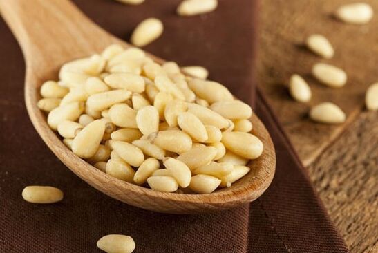 Cedar Walnuts aus Parasiten